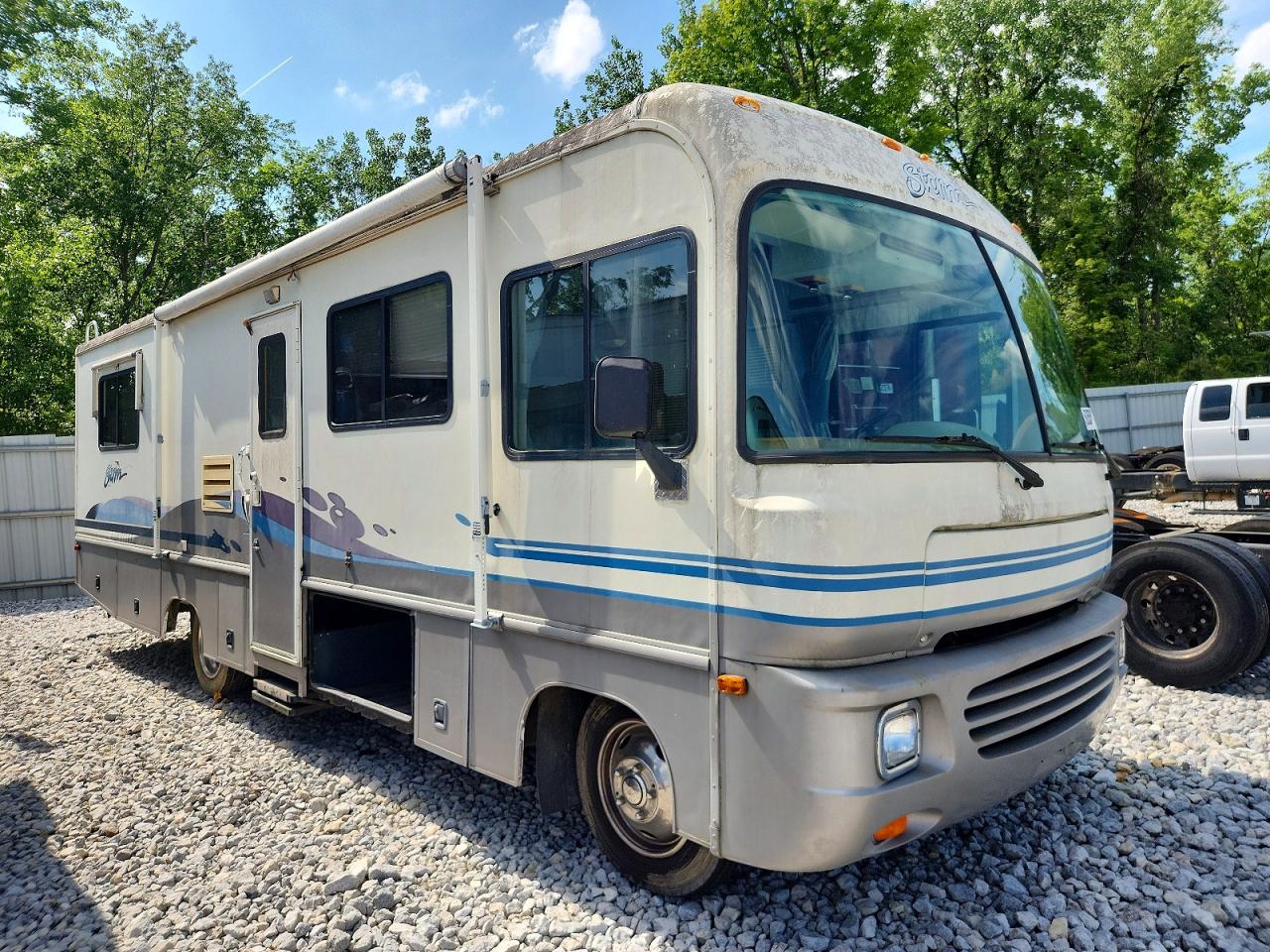 1997 CHEVROLET P SERIES
