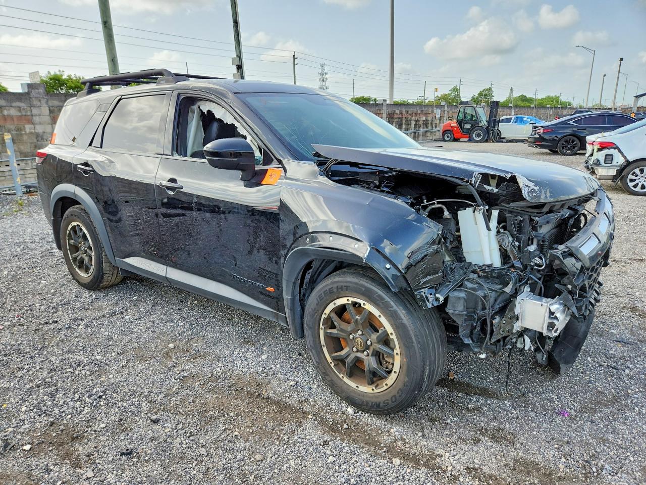2023 NISSAN PATHFINDER