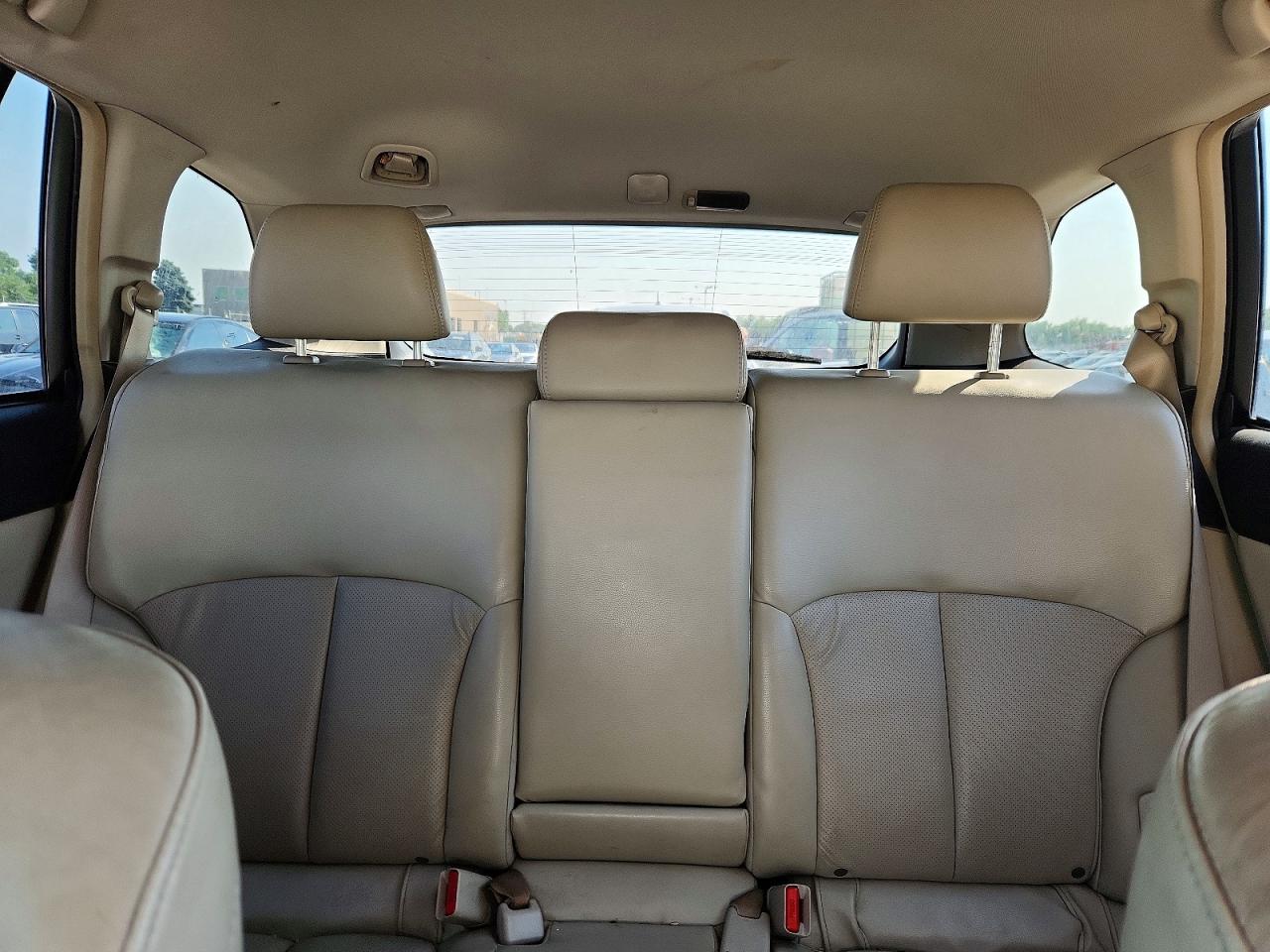 2011 SUBARU OUTBACK
