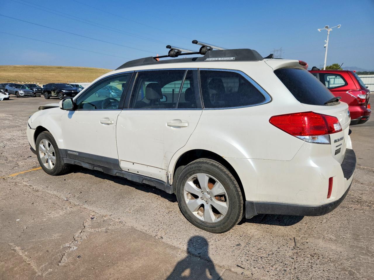 2011 SUBARU OUTBACK