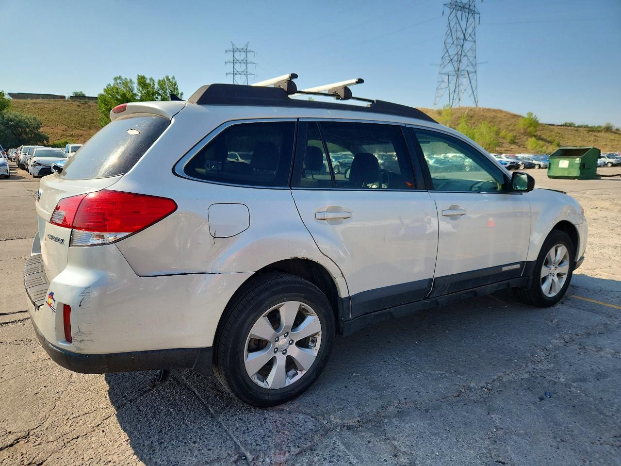 2011 SUBARU OUTBACK