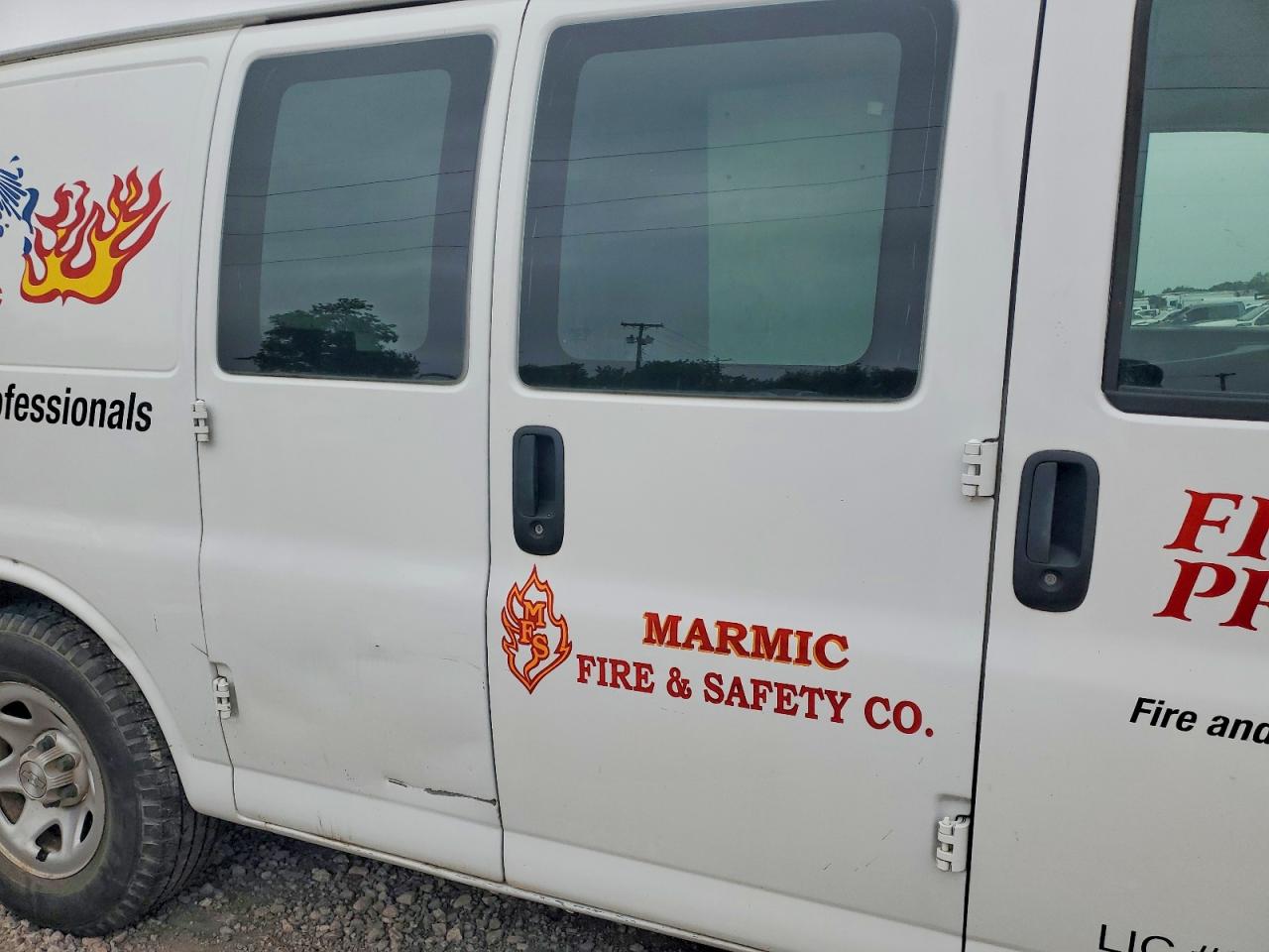 2009 CHEVROLET EXPRESS