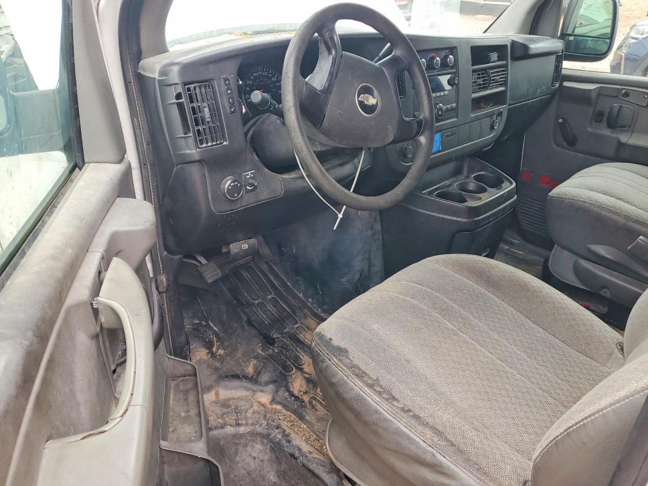 2009 CHEVROLET EXPRESS