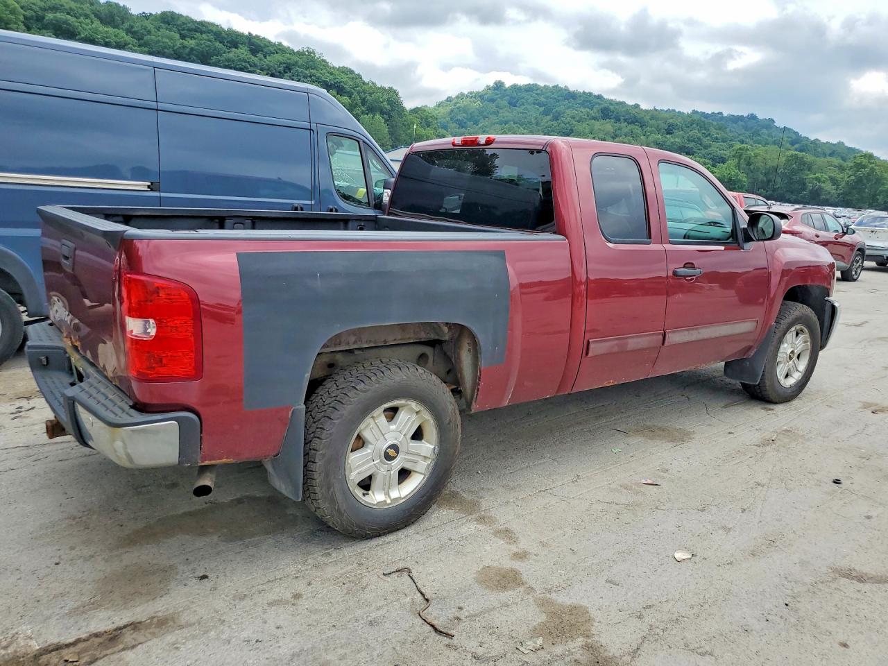 2013 CHEVROLET SILVERADO