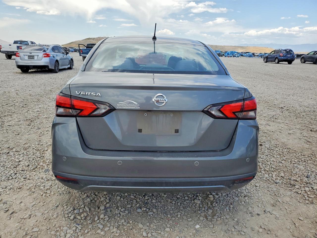 2020 NISSAN VERSA