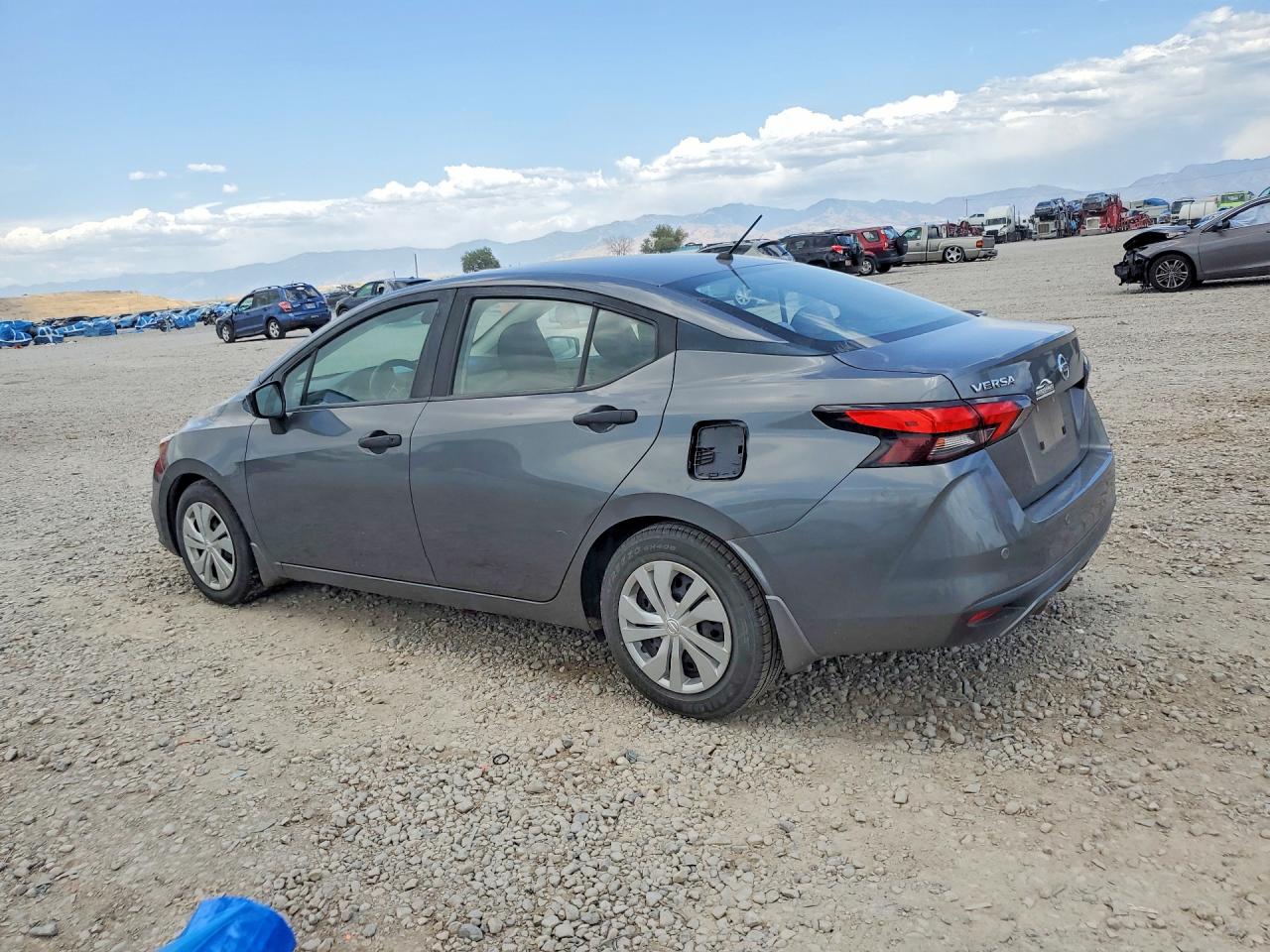 2020 NISSAN VERSA