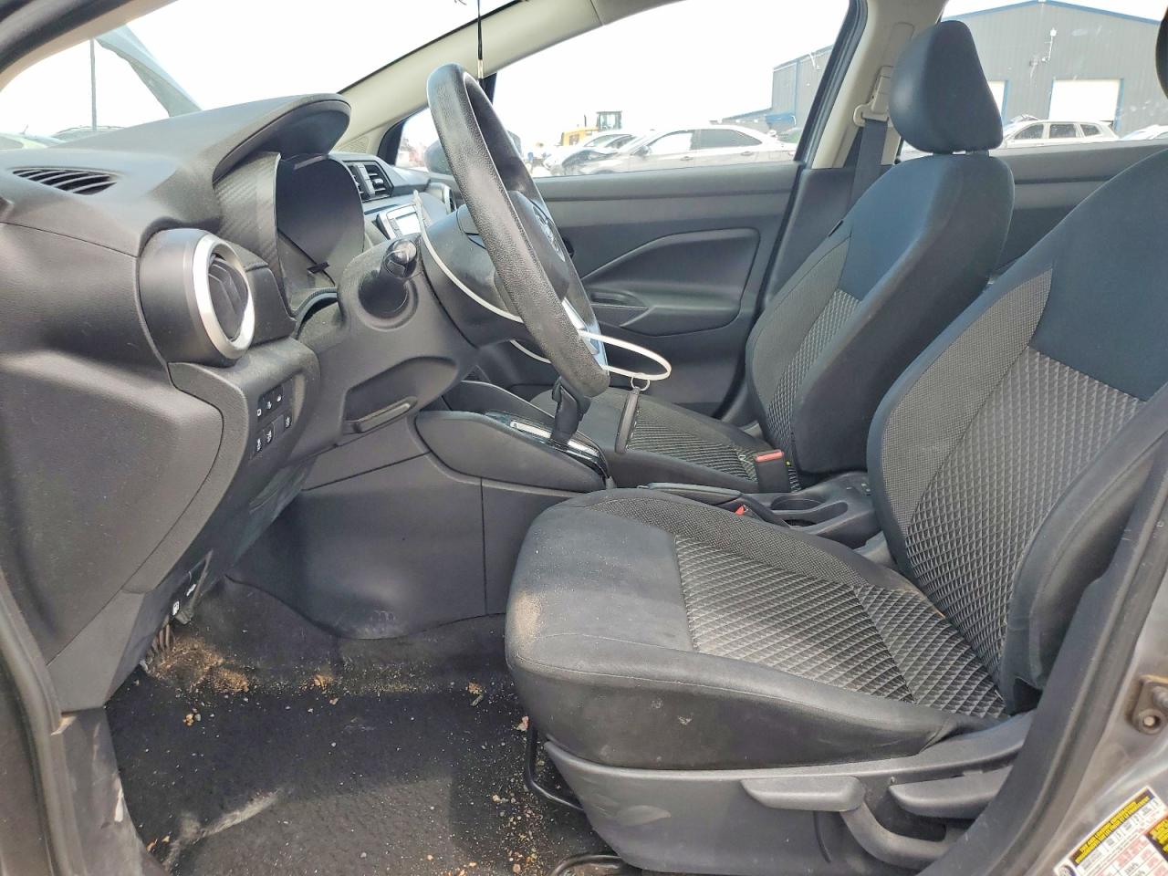 2020 NISSAN VERSA