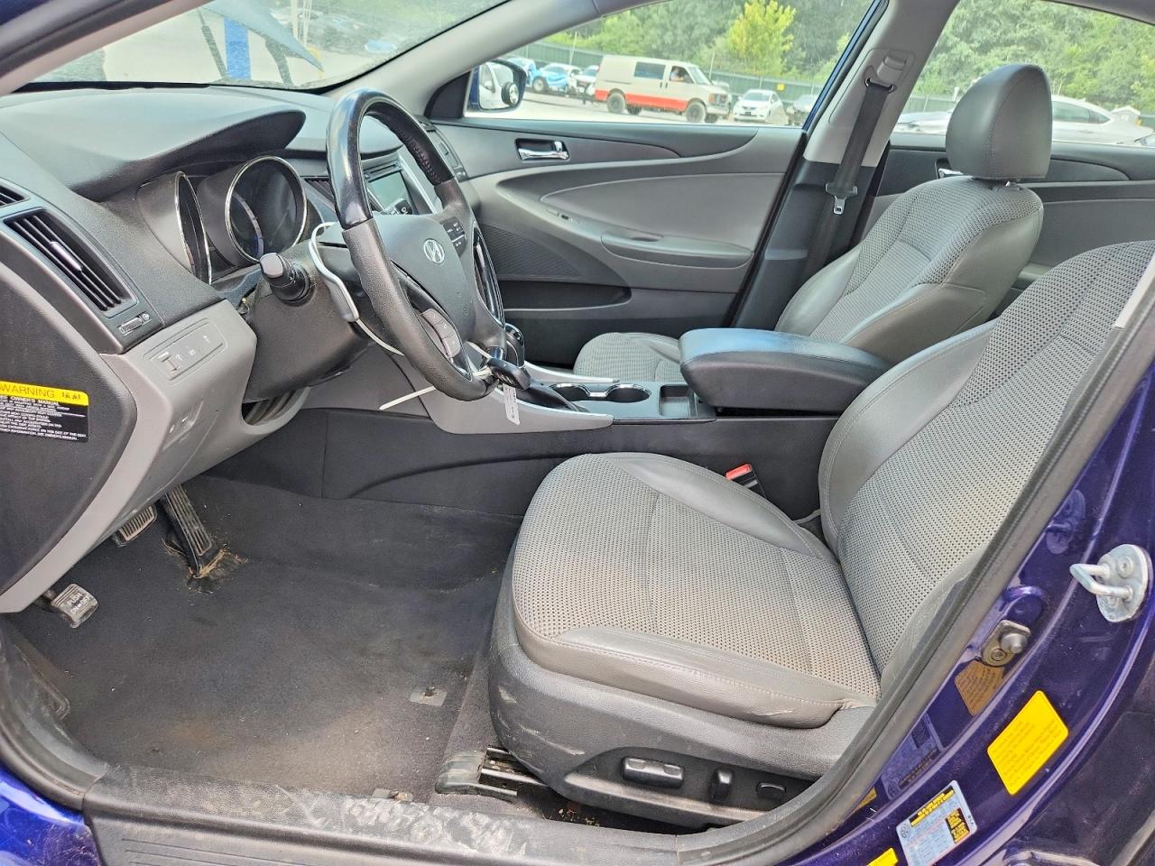 2012 HYUNDAI SONATA