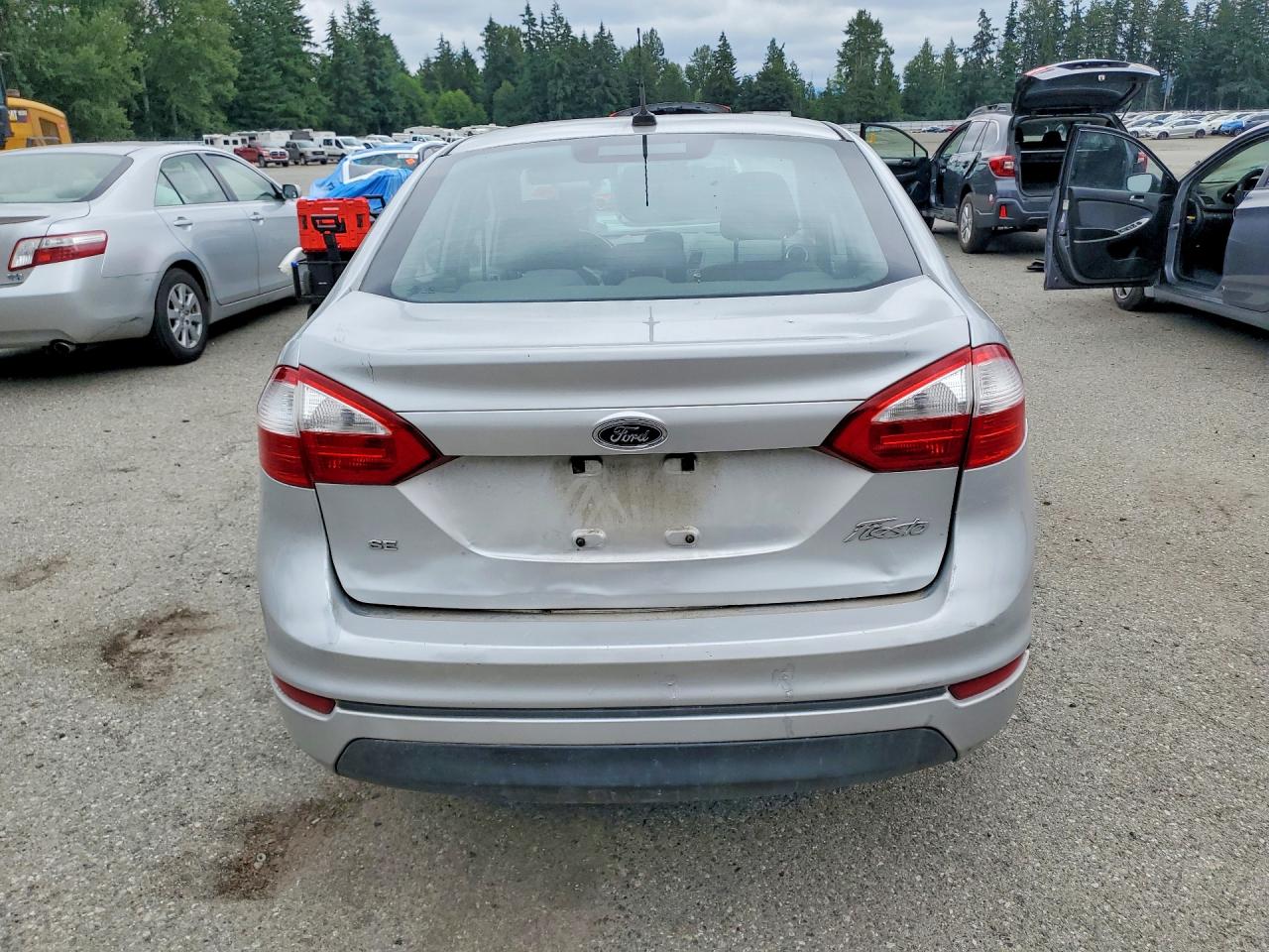 2014 FORD FIESTA