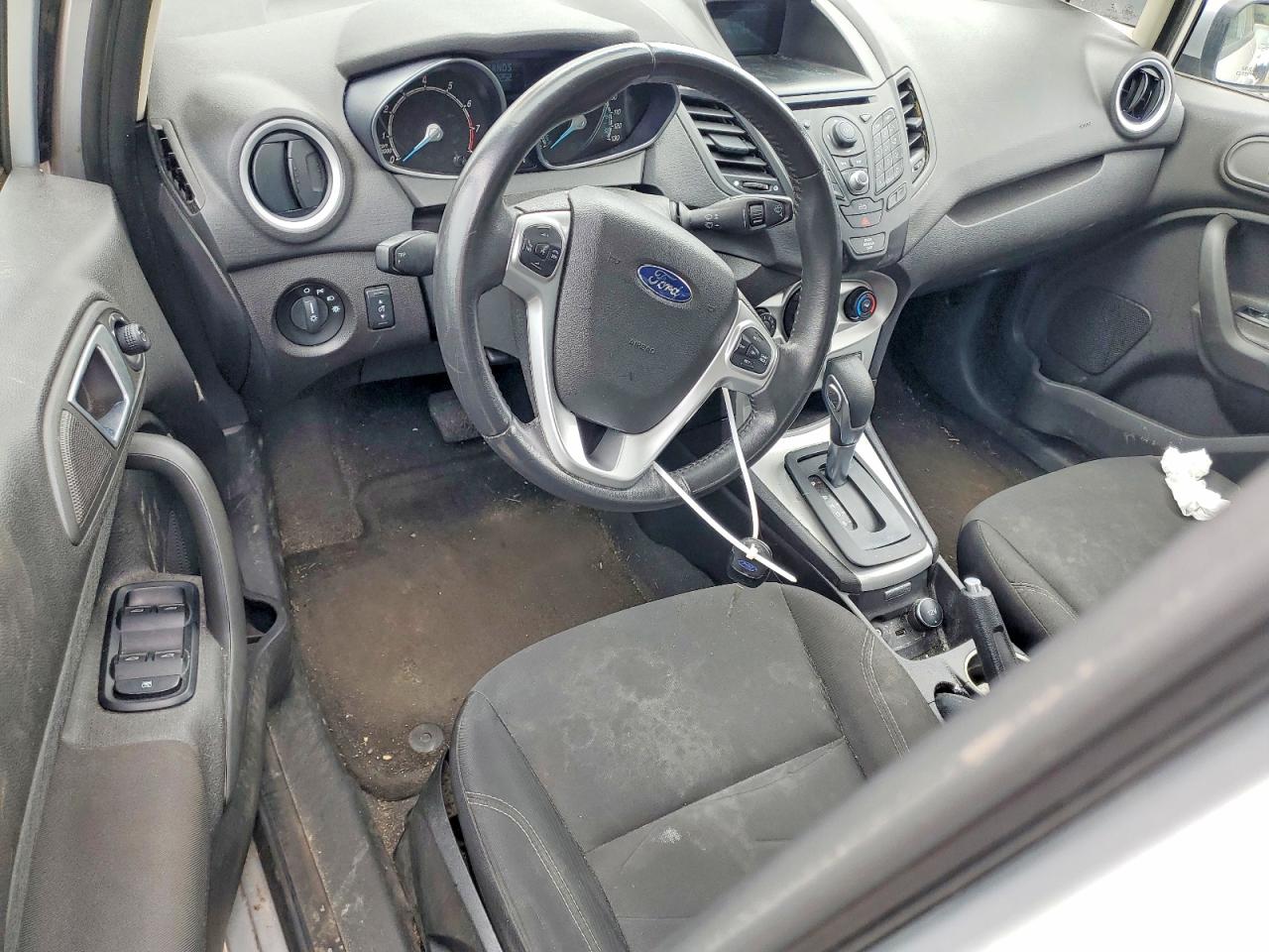 2014 FORD FIESTA