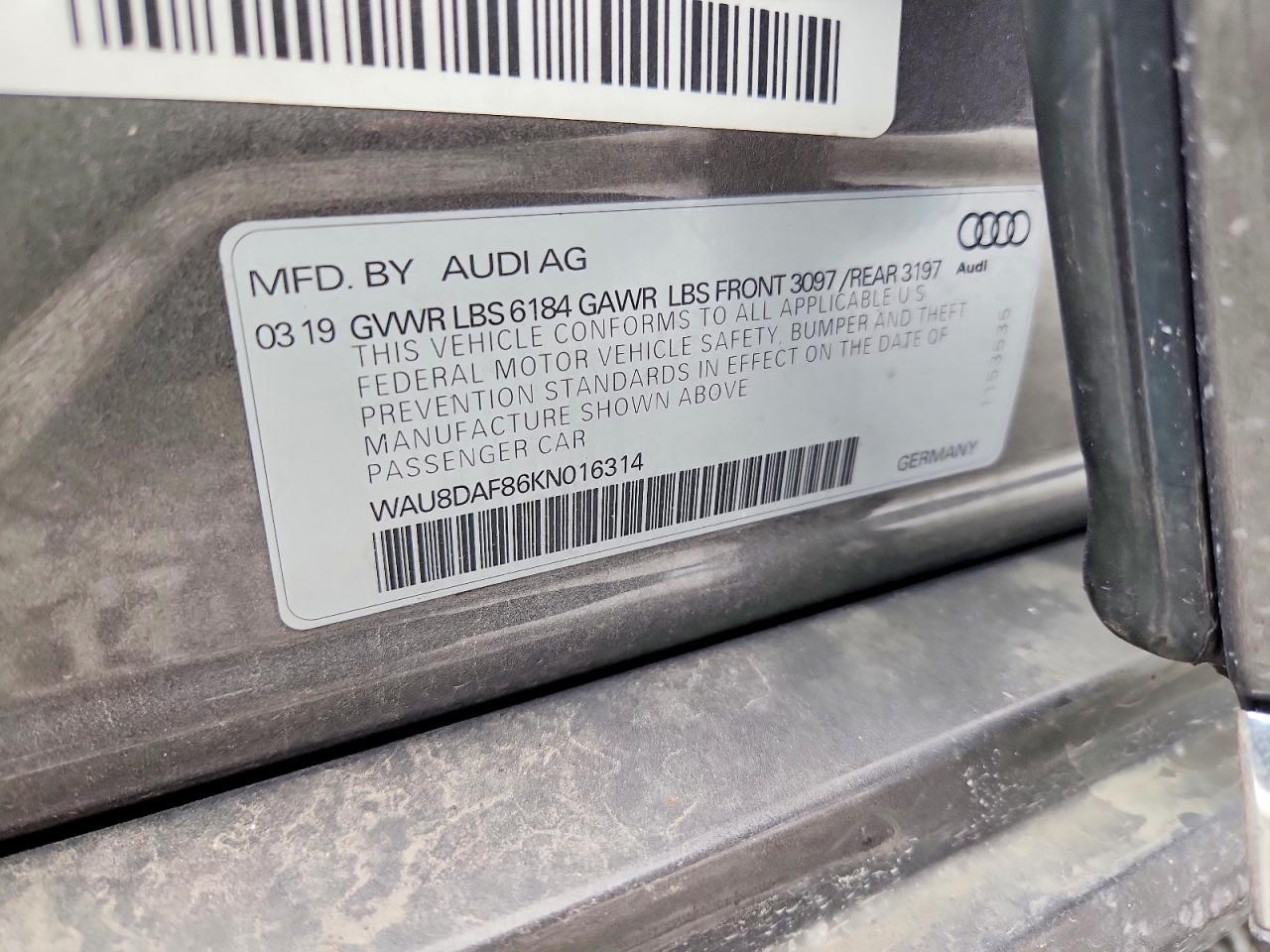 2019 AUDI A8