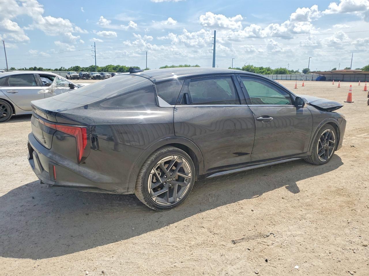 2025 KIA K4 GT LINE