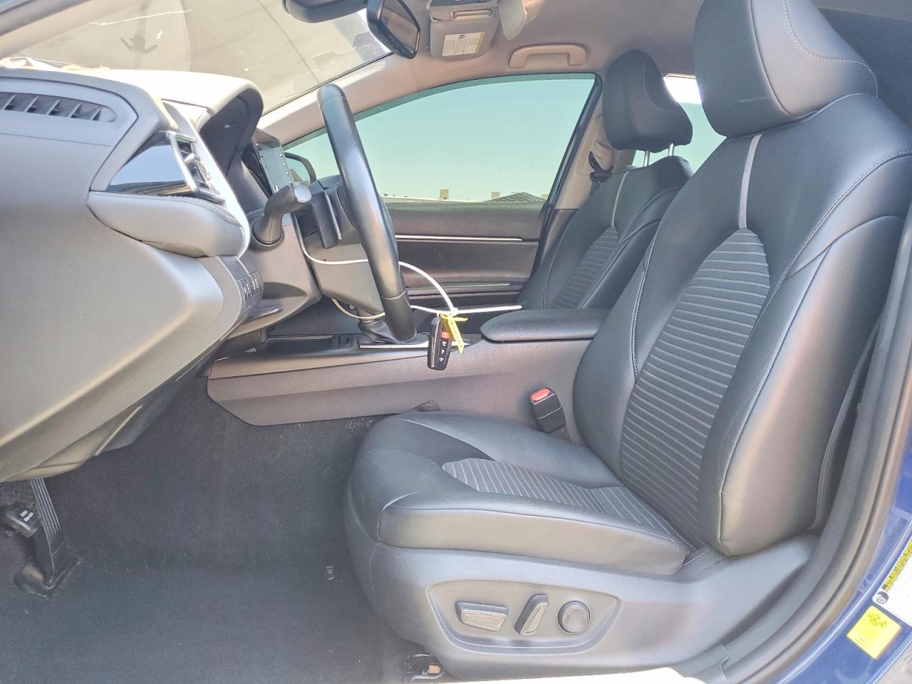 2023 TOYOTA CAMRY