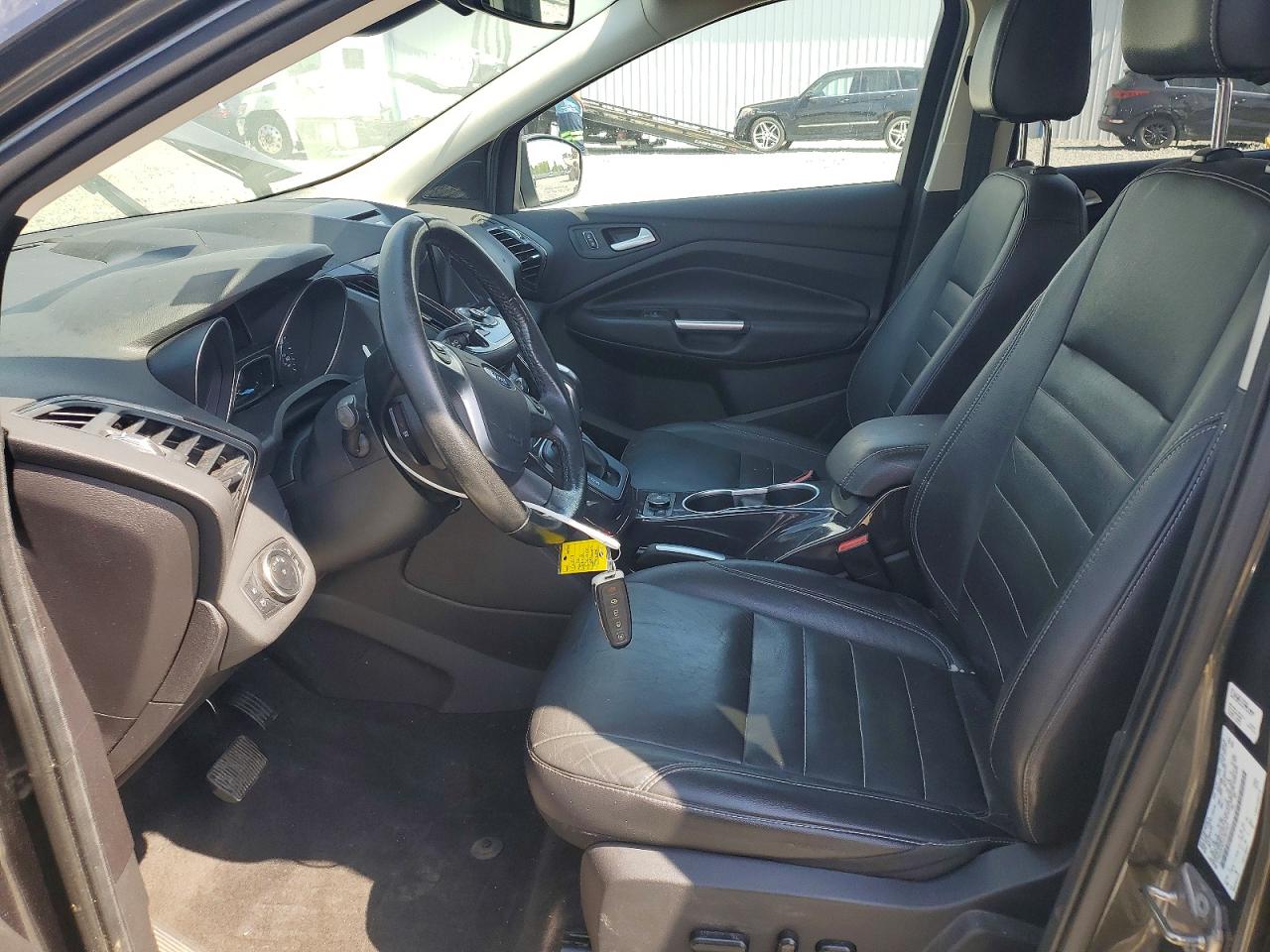 2016 FORD ESCAPE
