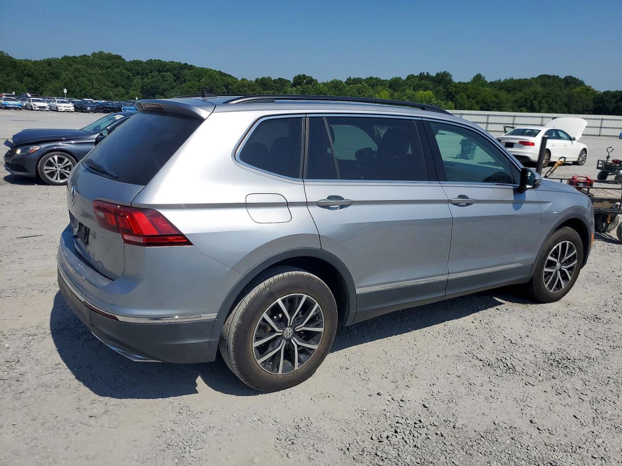 2021 VOLKSWAGEN TIGUAN