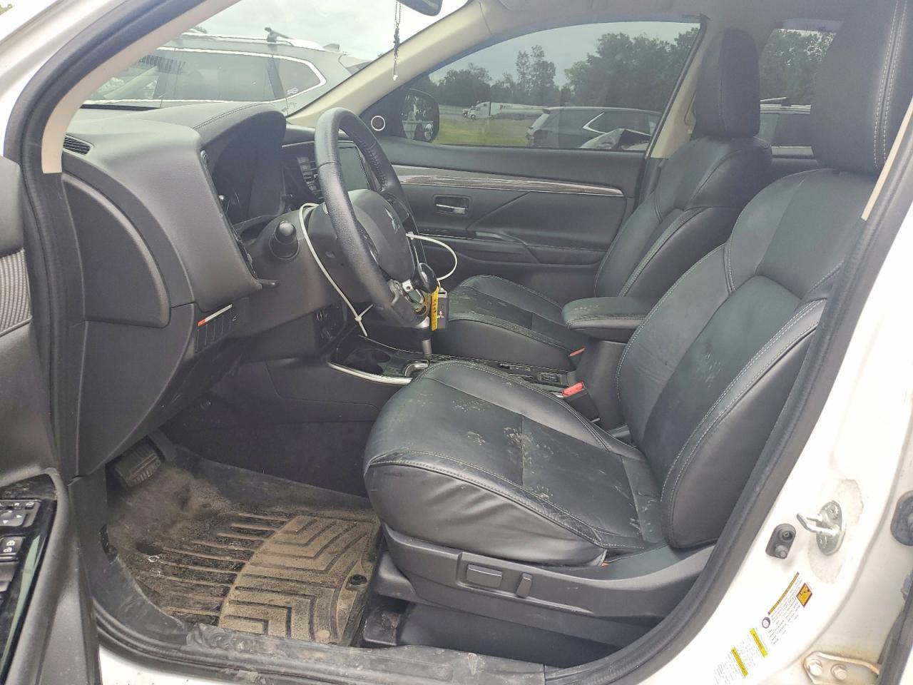 2019 MITSUBISHI OUTLANDER