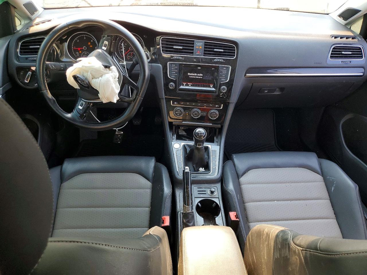 2015 VOLKSWAGEN GOLF