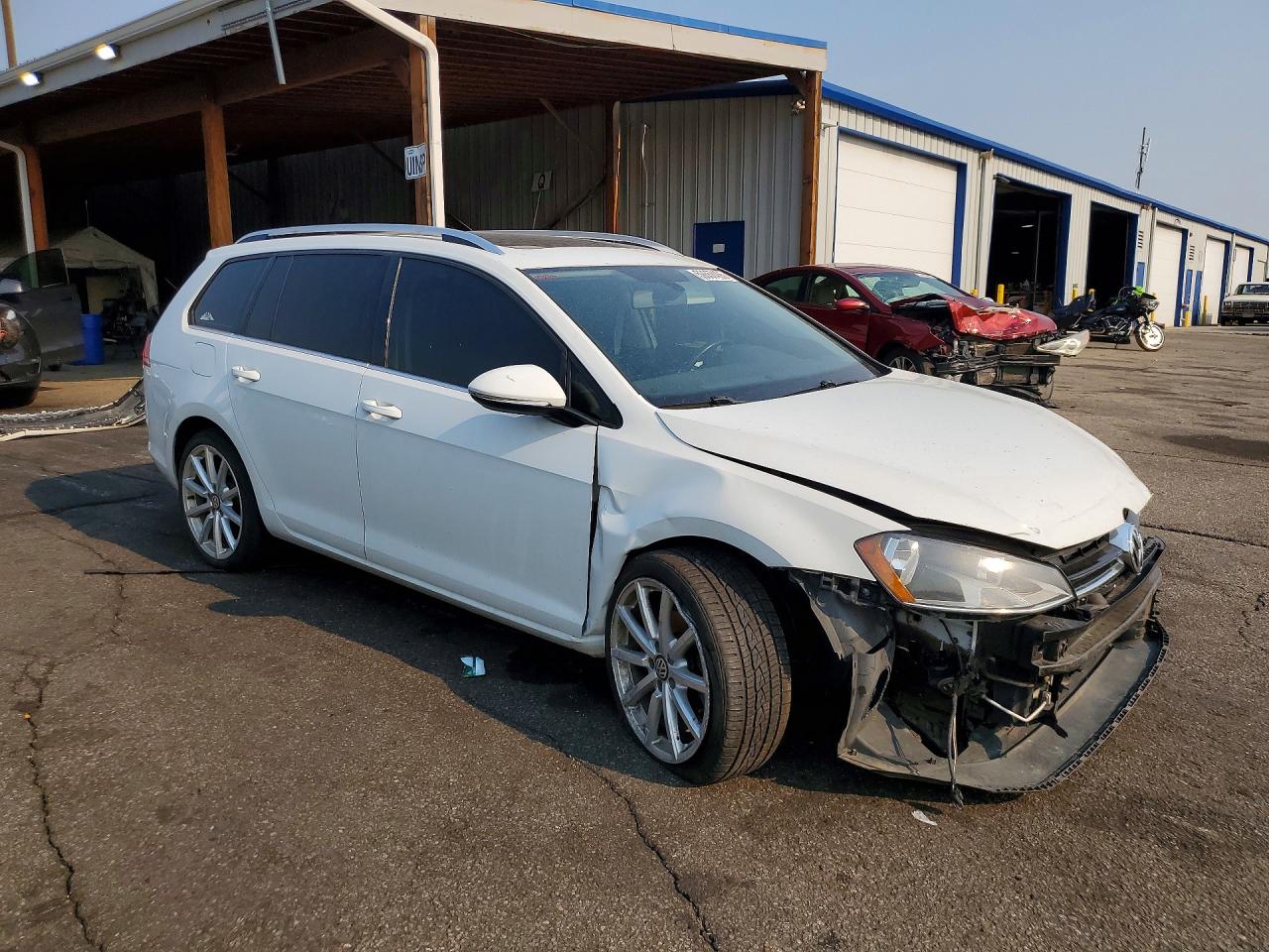 2015 VOLKSWAGEN GOLF