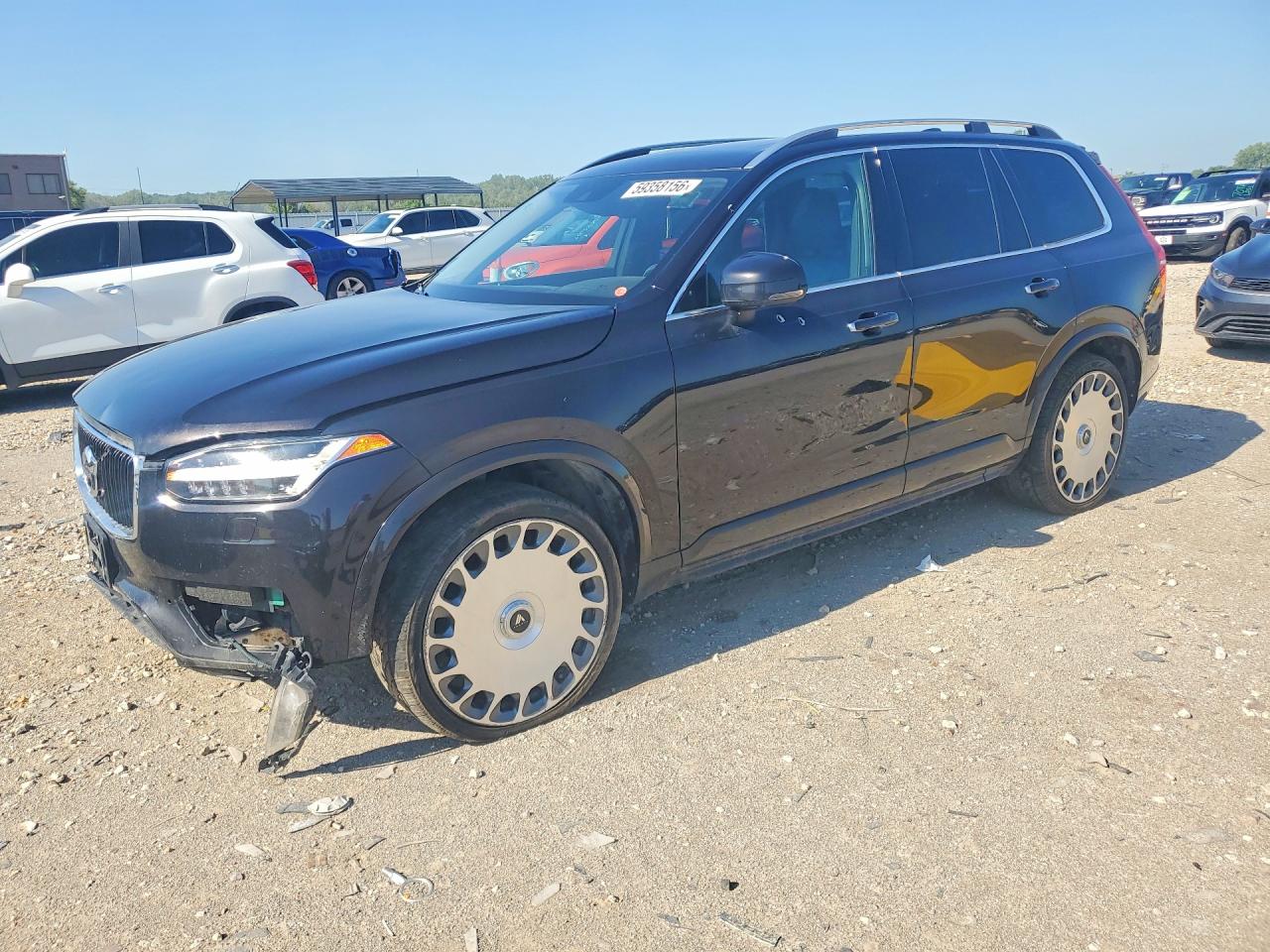 2016 VOLVO XC90