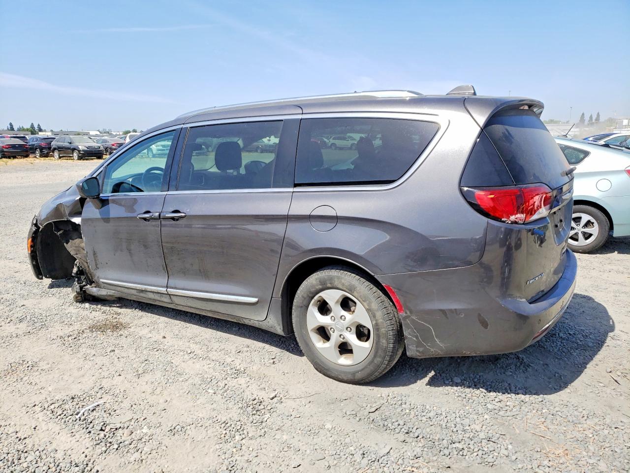 2017 CHRYSLER PACIFICA