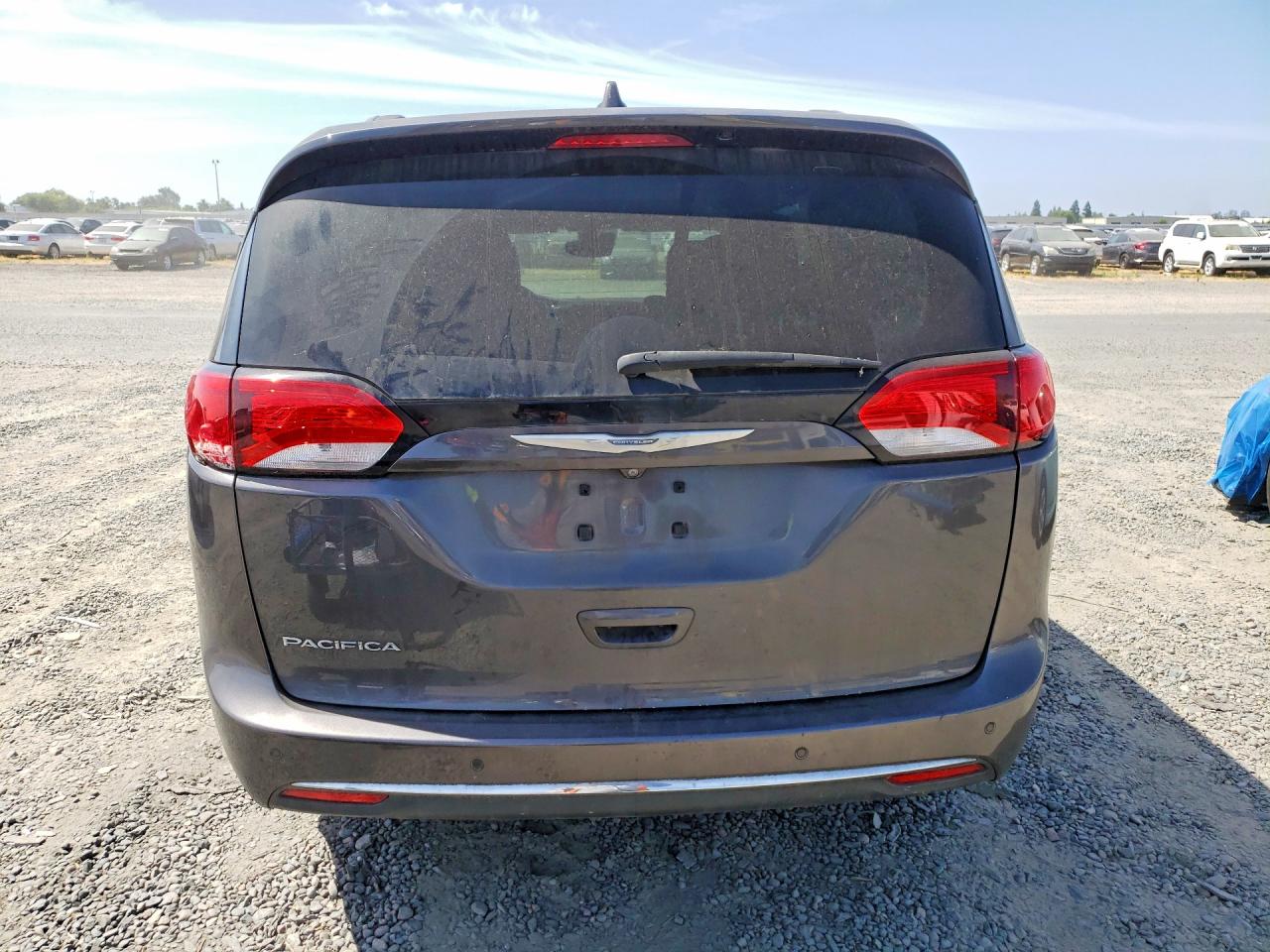 2017 CHRYSLER PACIFICA