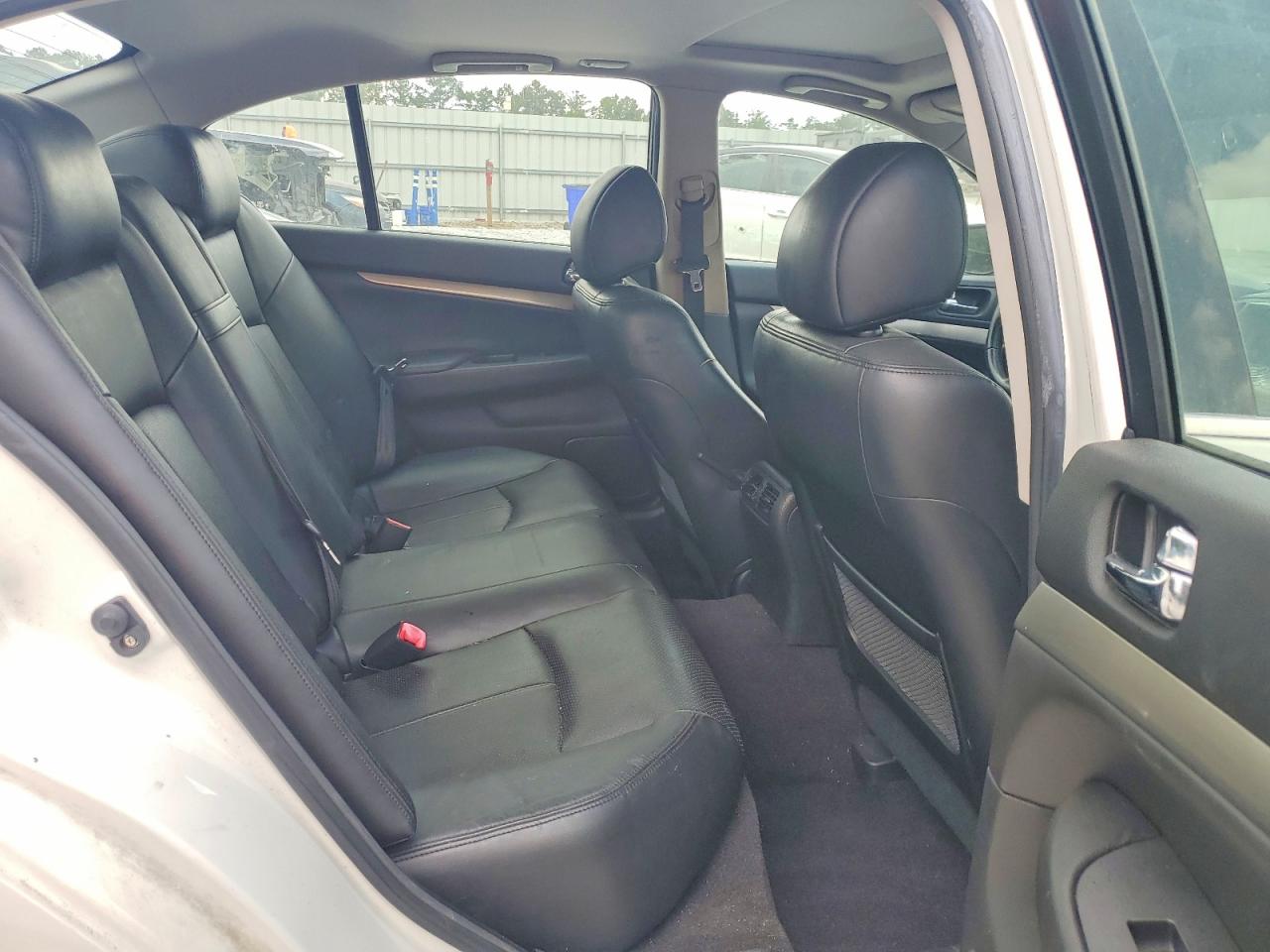 2010 INFINITI G37