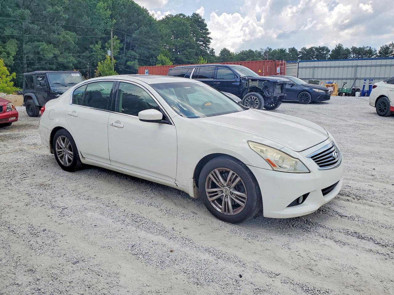2010 INFINITI G37