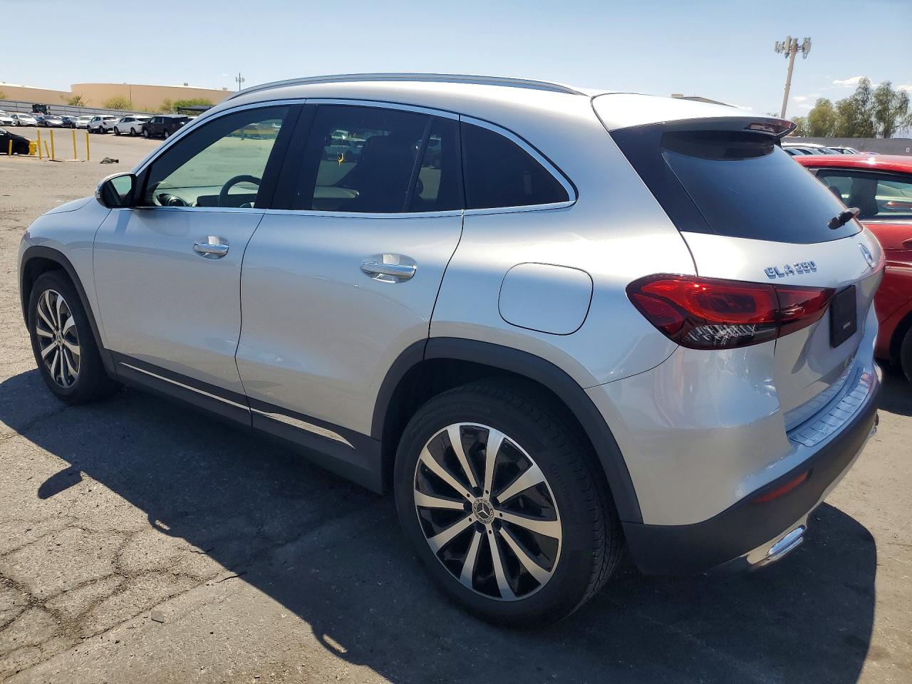 2021 MERCEDES-BENZ GLA-CLASS