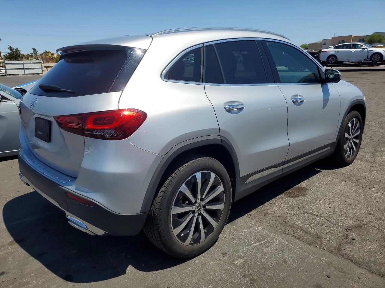 2021 MERCEDES-BENZ GLA-CLASS