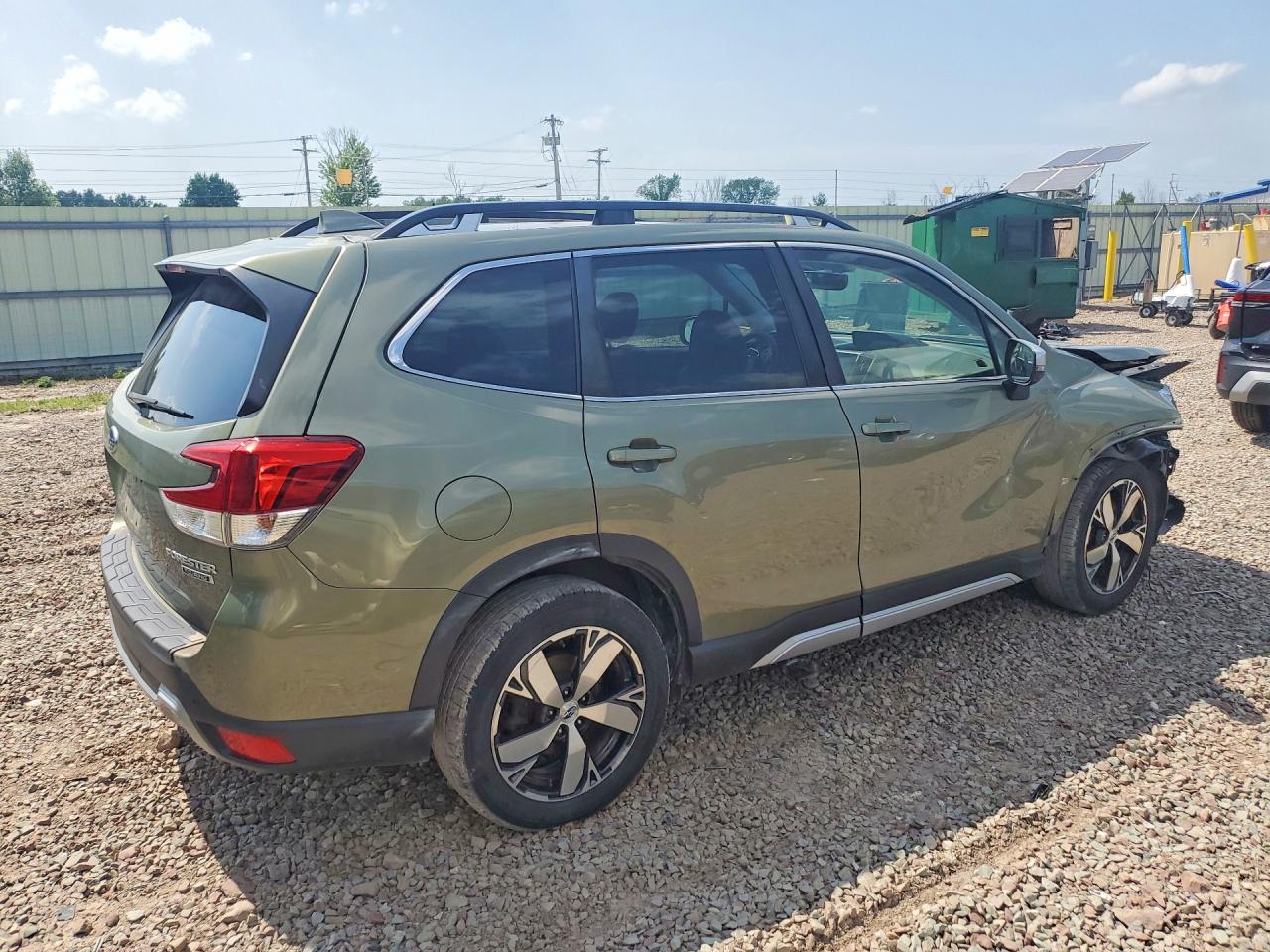 2021 SUBARU FORESTER