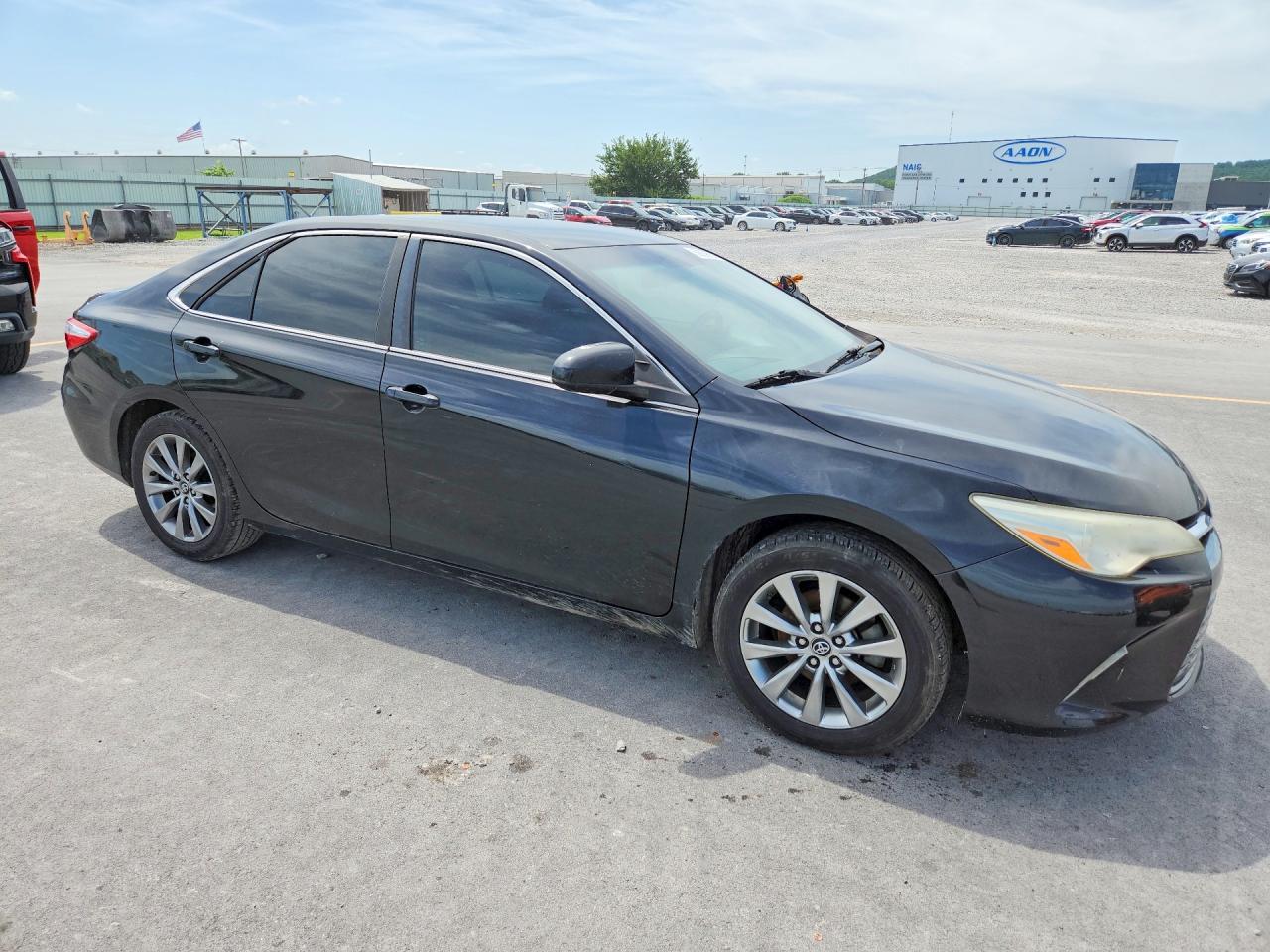 2017 TOYOTA CAMRY