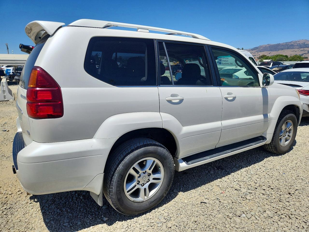 2005 LEXUS GX