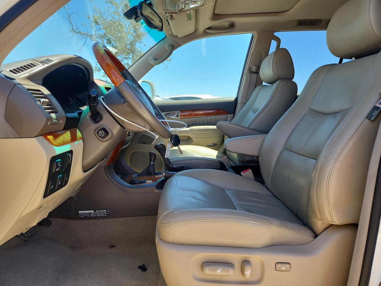 2005 LEXUS GX