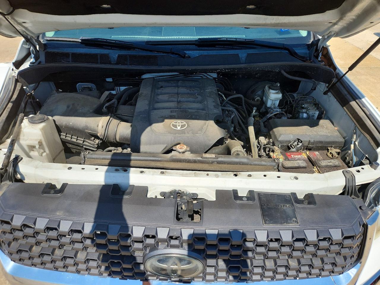 2019 TOYOTA TUNDRA