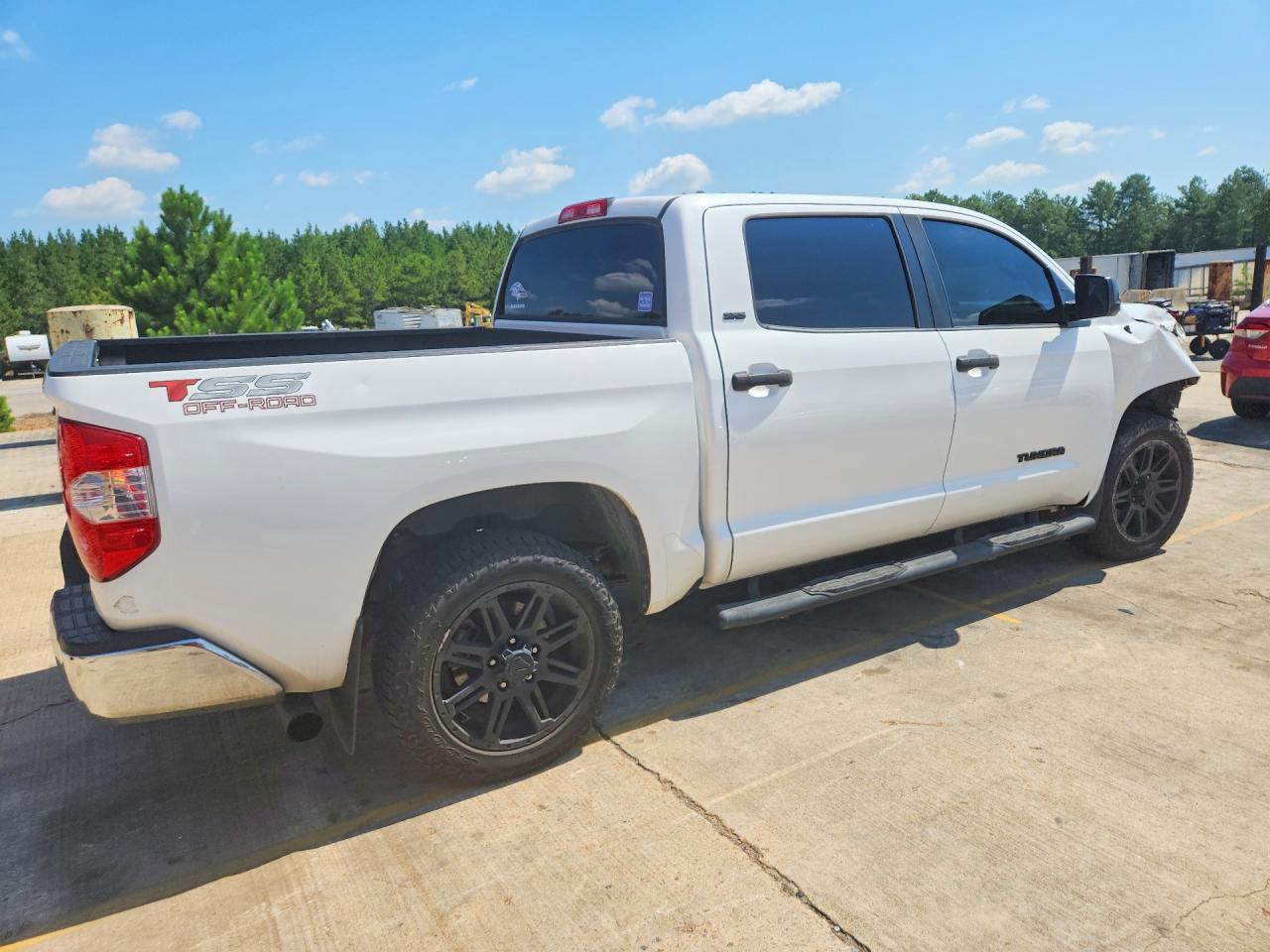 2019 TOYOTA TUNDRA