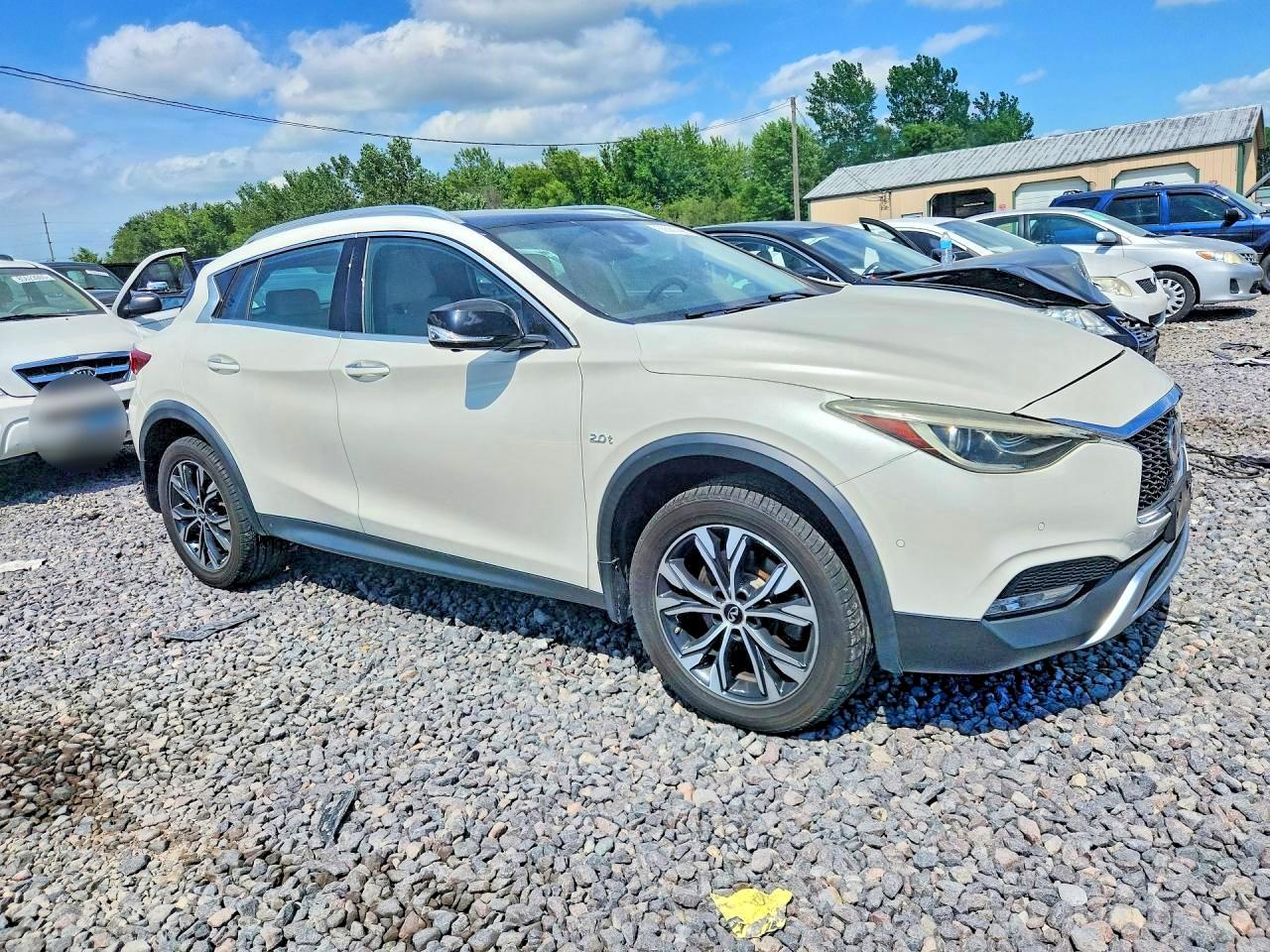 2018 INFINITI QX30
