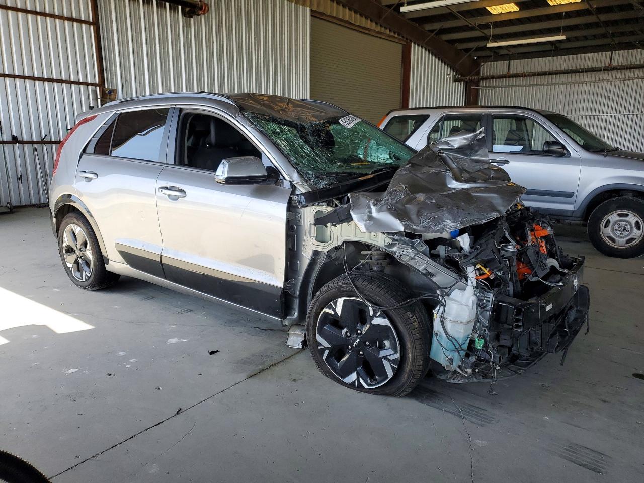 2023 KIA NIRO