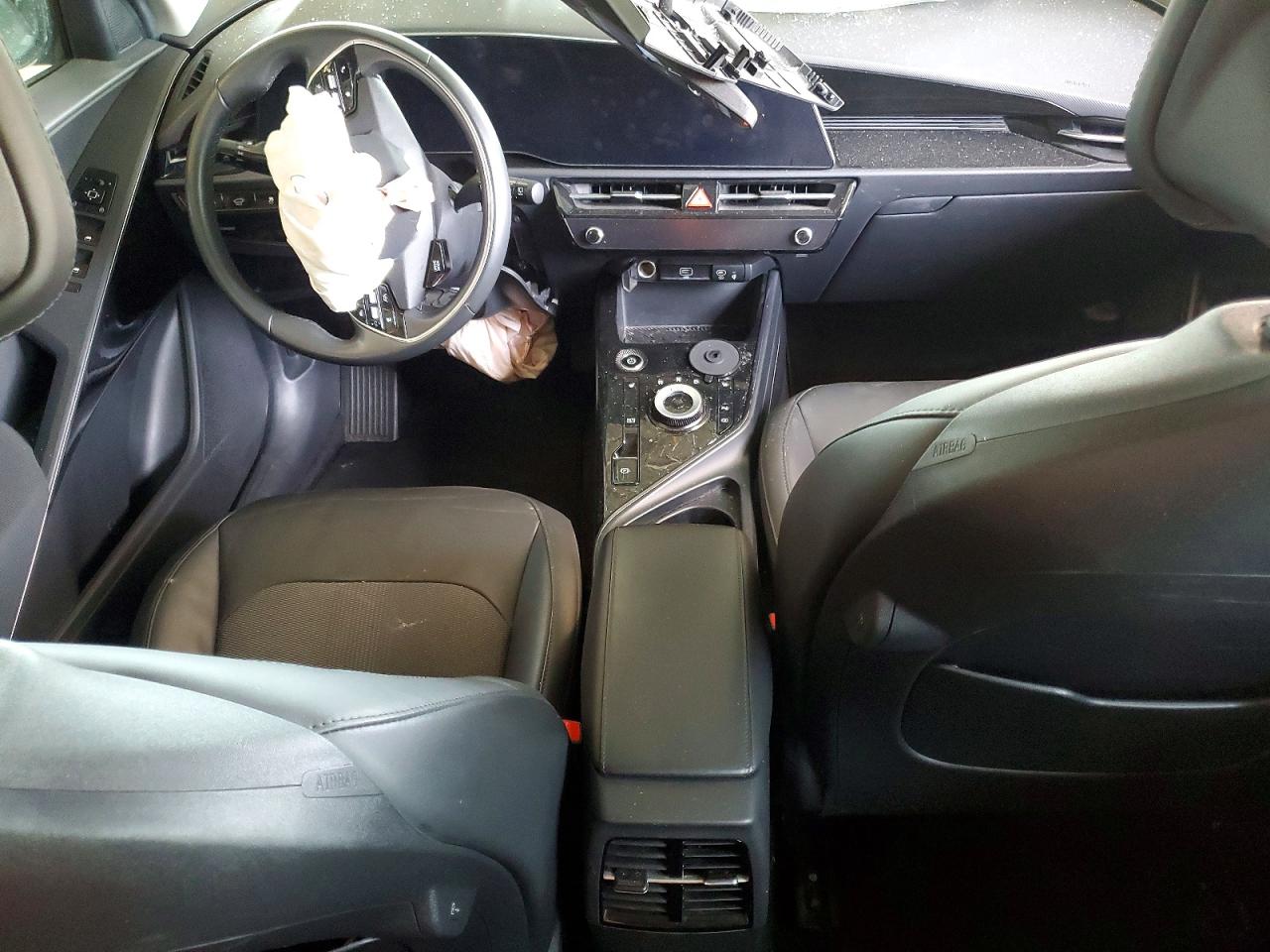 2023 KIA NIRO