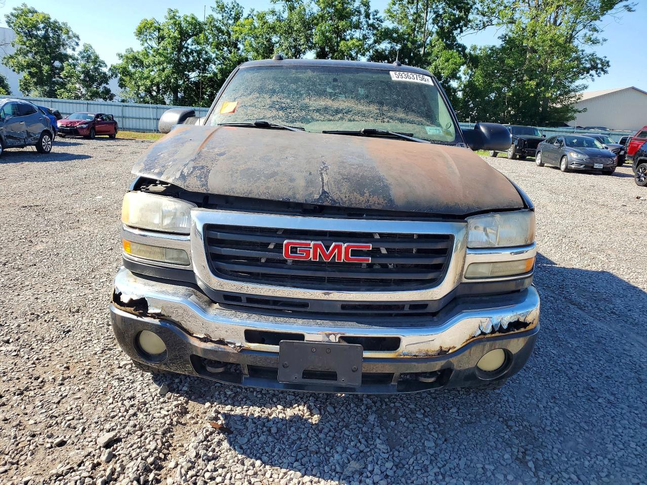 2005 GMC SIERRA