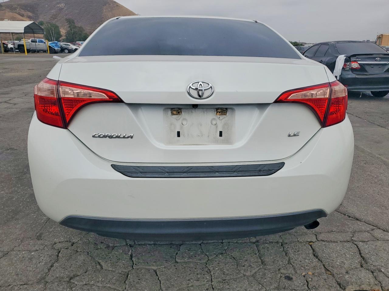 2018 TOYOTA COROLLA