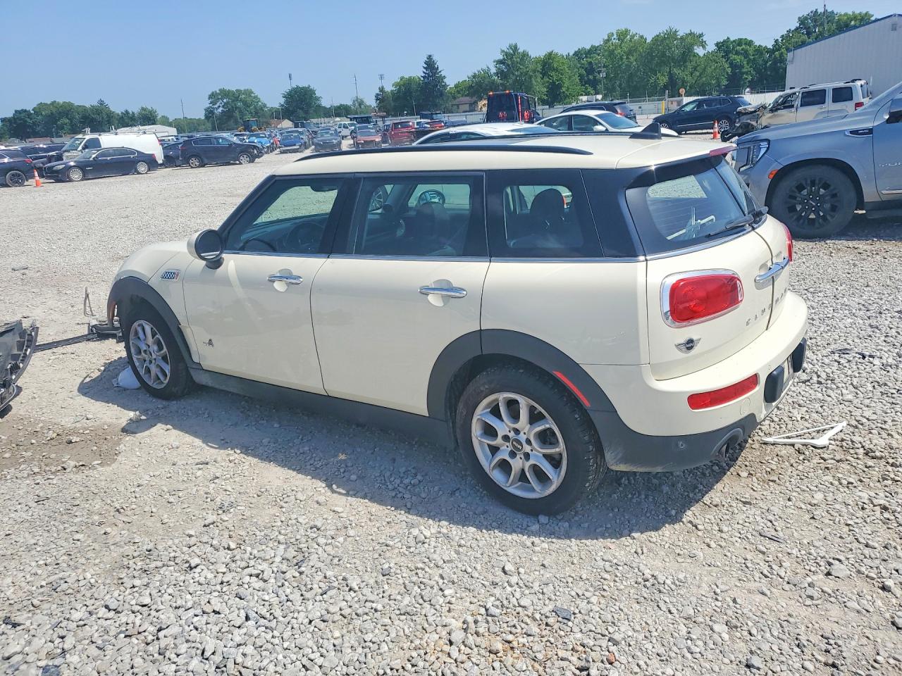 2017 MINI COOPER