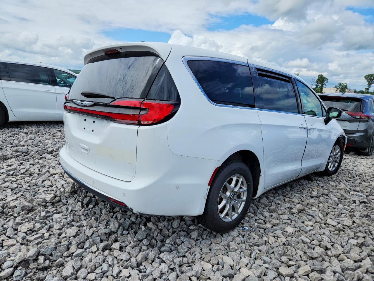 2025 CHRYSLER PACIFICA