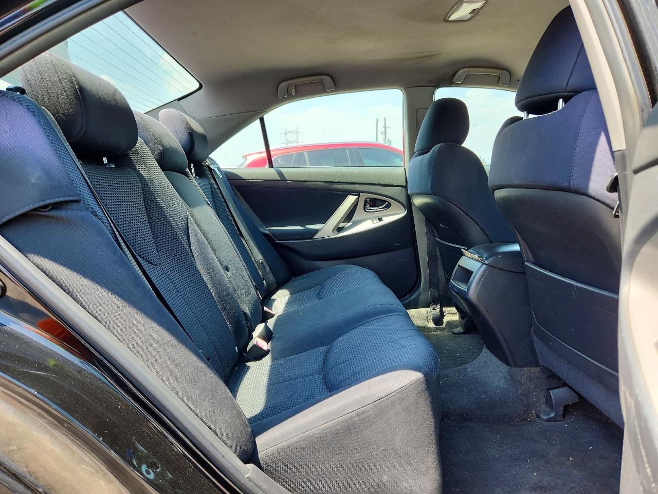 2010 TOYOTA CAMRY