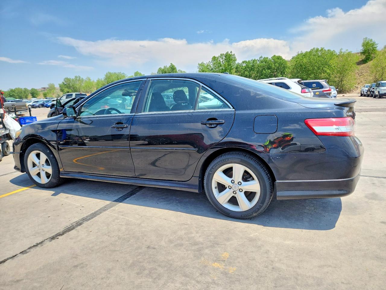 2010 TOYOTA CAMRY