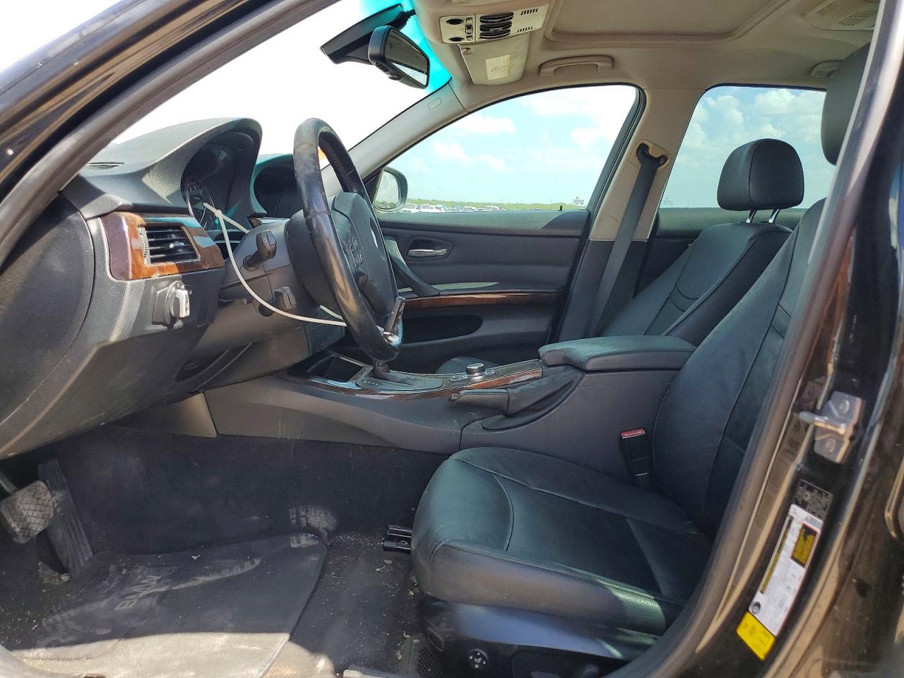 2011 BMW 3 SERIES