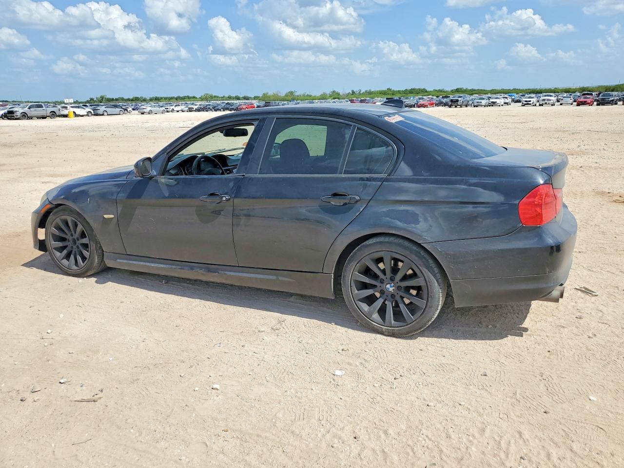 2011 BMW 3 SERIES