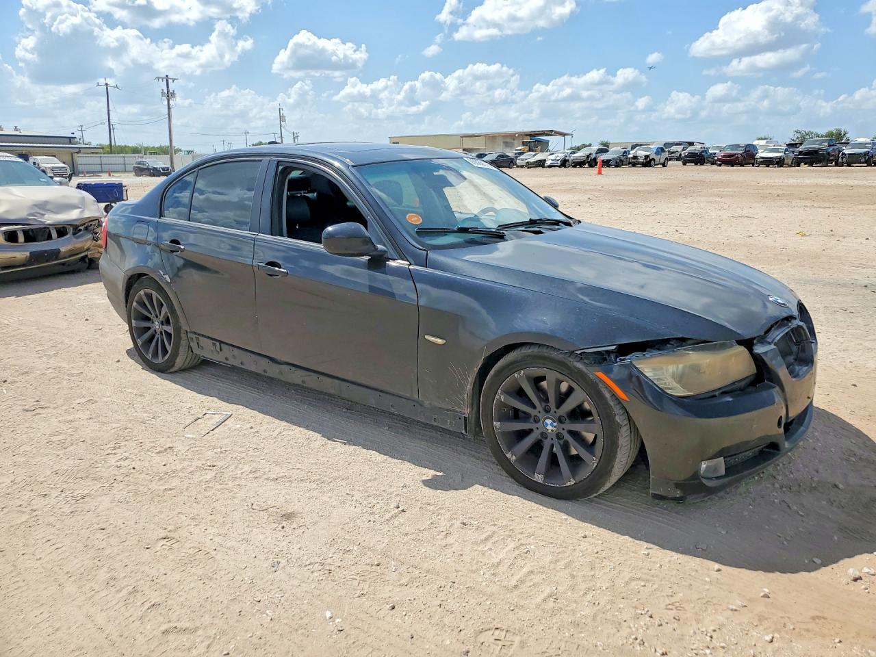 2011 BMW 3 SERIES