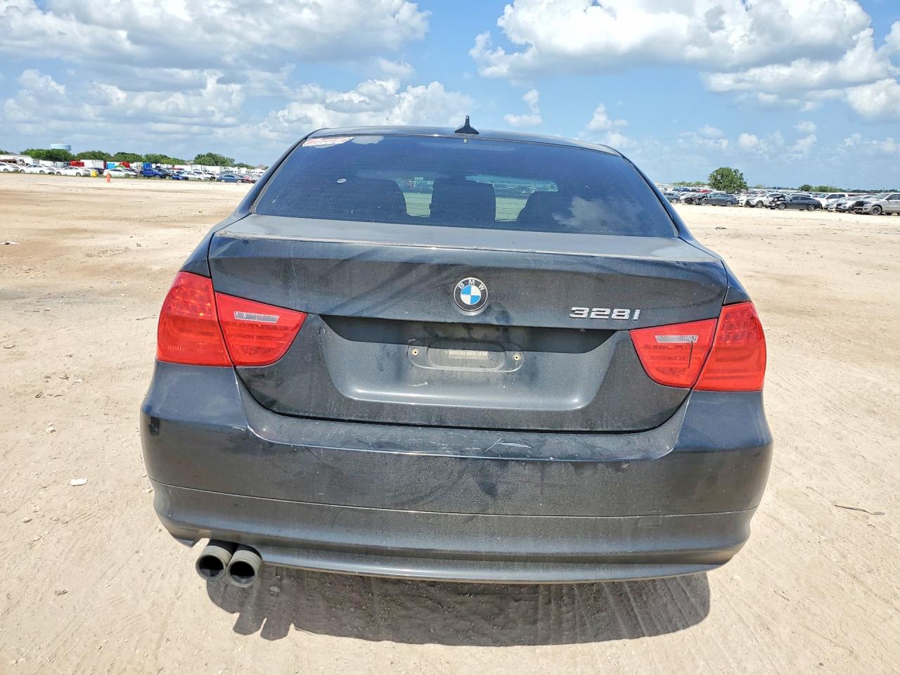 2011 BMW 3 SERIES
