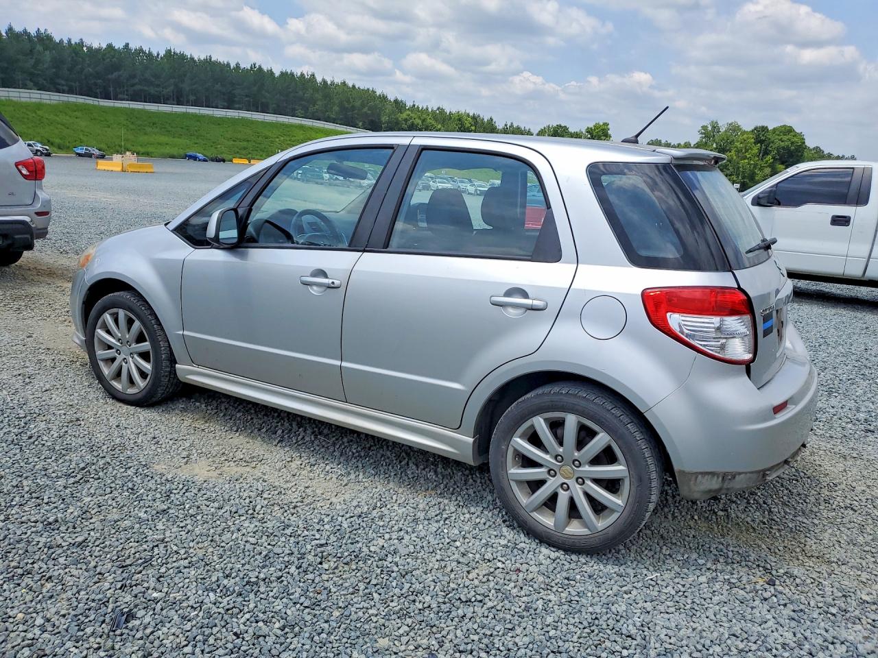 2012 SUZUKI SX4