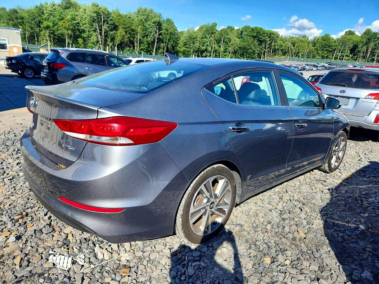 2017 HYUNDAI ELANTRA